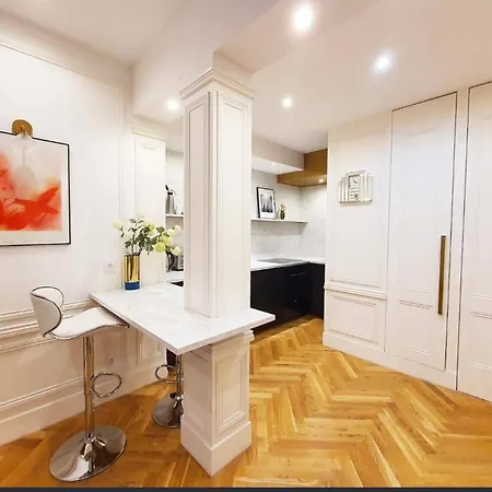 Appartement Champs Elysee