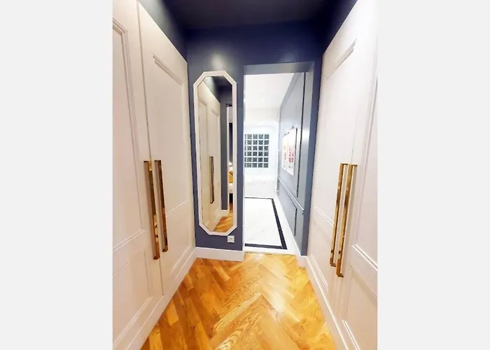 Champs élysée Appartement *